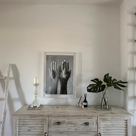 Charming & Cosy Beach Apartment Torremolinos Exteriör bild