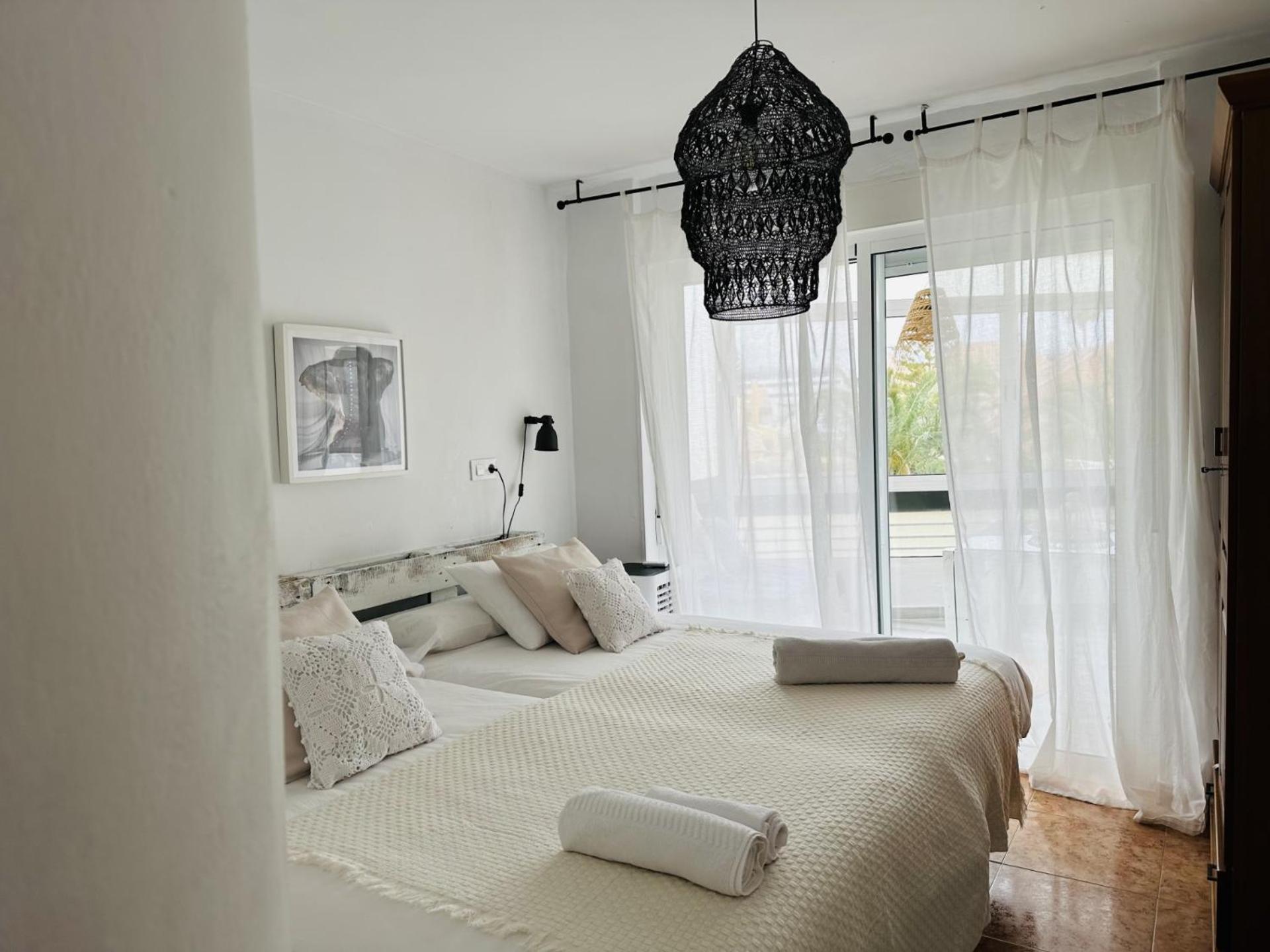Charming & Cosy Beach Apartment Torremolinos Exteriör bild