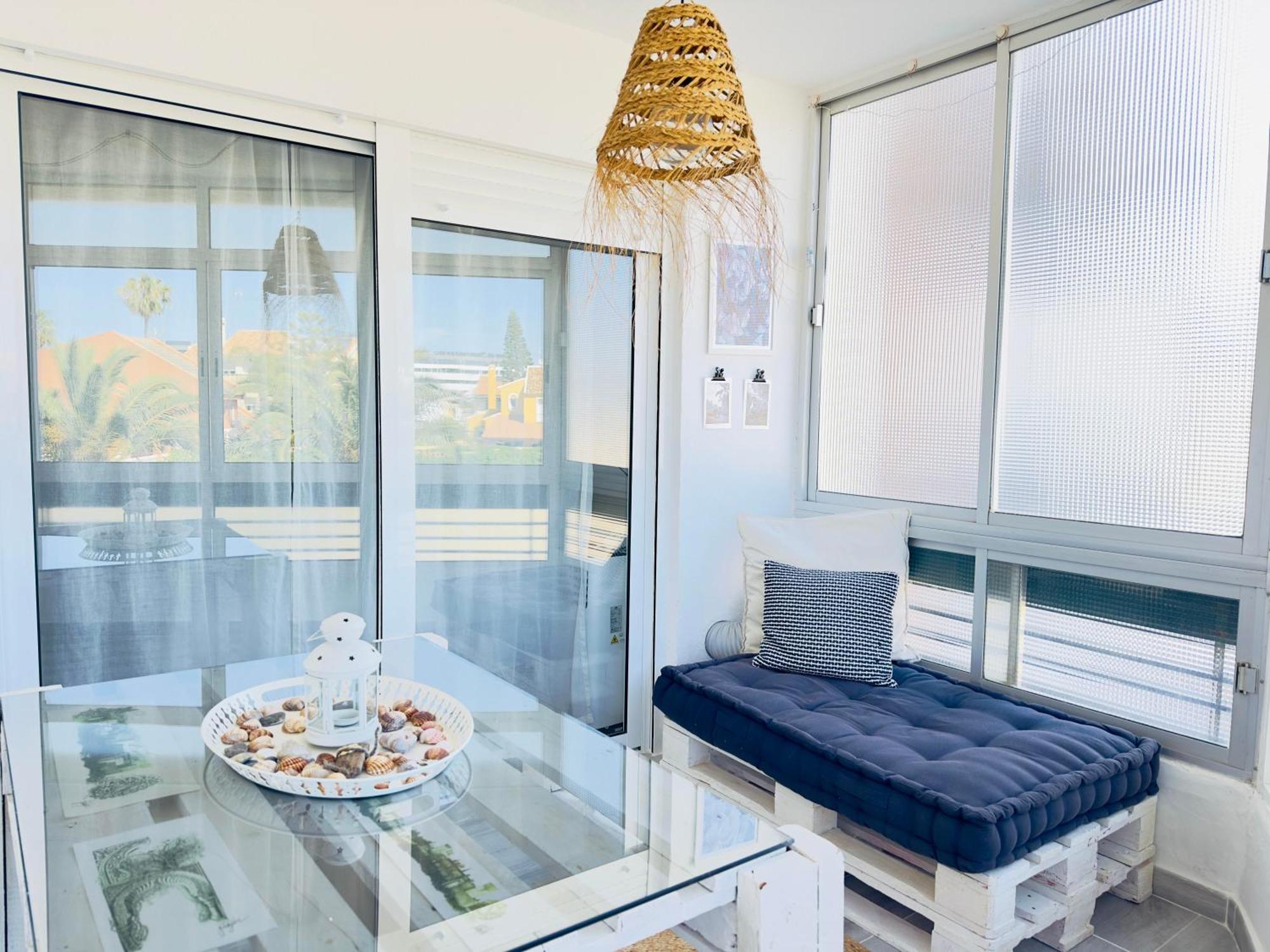 Charming & Cosy Beach Apartment Torremolinos Exteriör bild