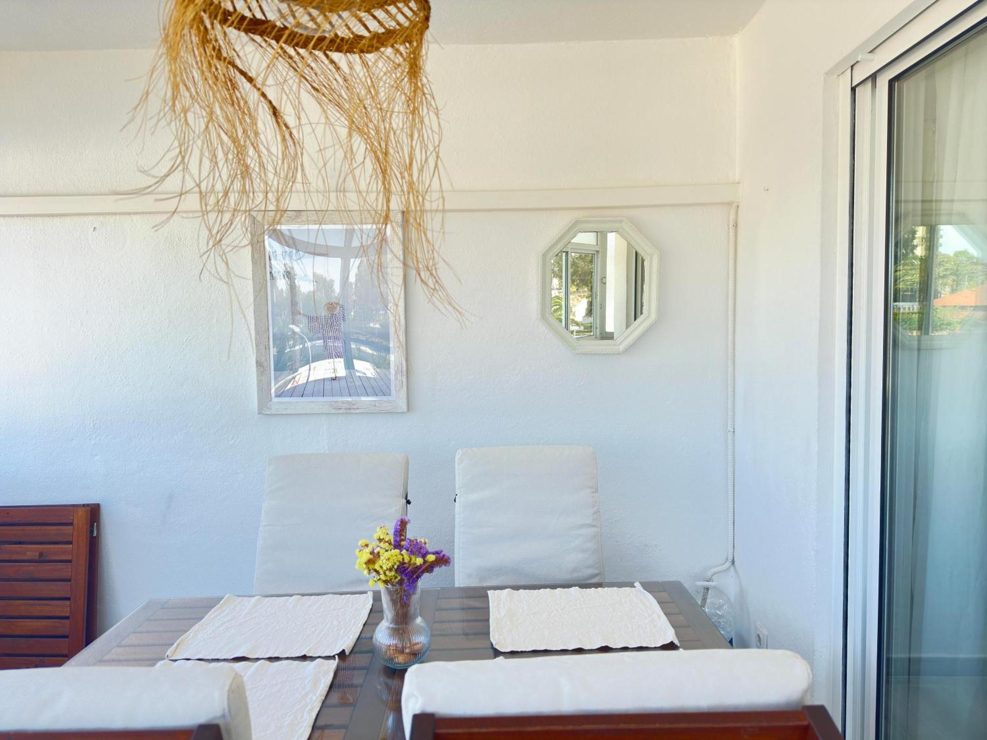 Charming & Cosy Beach Apartment Torremolinos Exteriör bild